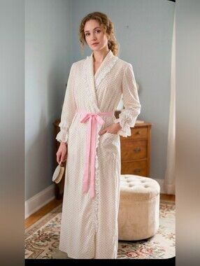 VINTAGE Lace-Trim Cream Robe with Pink Waist Tie